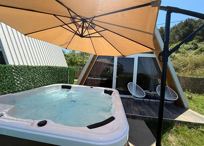 Alex\'S House Shiroke
